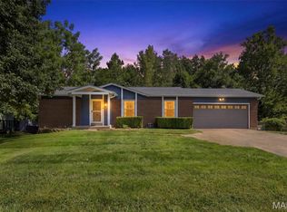 253 Treasure Cv, Ballwin, MO 63021