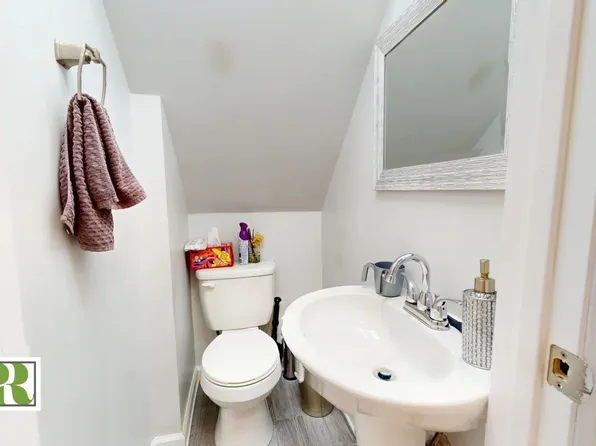 1992 New York Avenue image 18 of 18