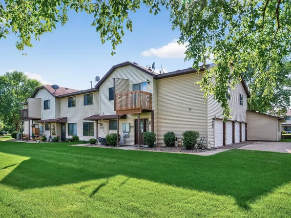 4284 Parkview Ct #4284, Vadnais Heights, MN 55127