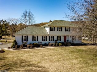 21 Winding Way, Randolph, NJ 07869