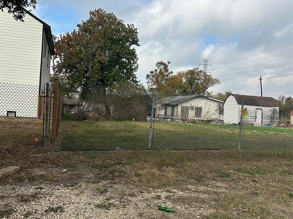 2nd image of 0 Cabell St
