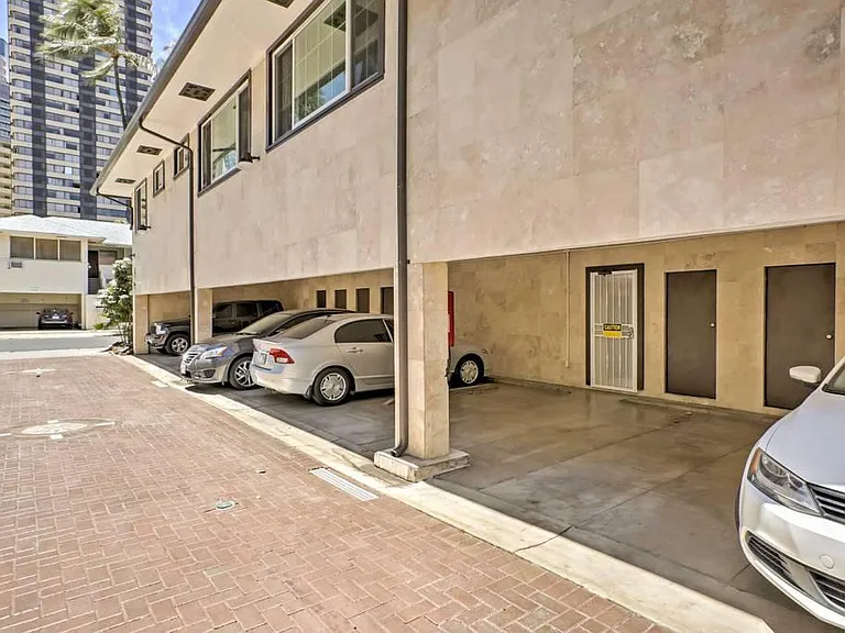 1965 Ala Wai Blvd #9 — Photo 17
