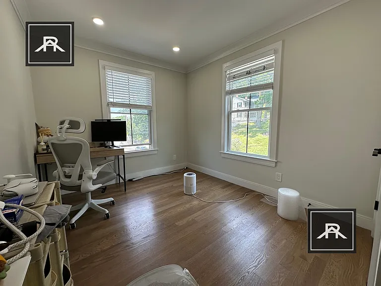 155 Foster St #2F — Photo 14