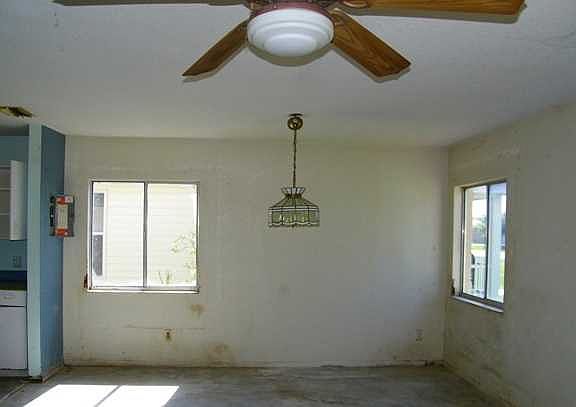 2nd image of 327 Boca Grande Blvd