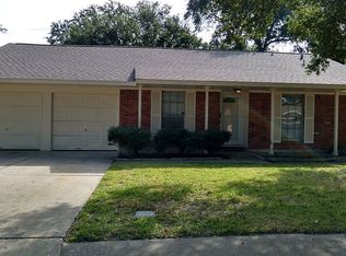 2905 Dewberry Ln, Pasadena, TX 77502