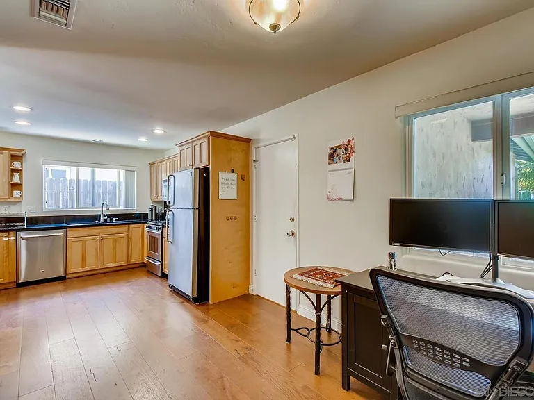 5664 Campanile Way — Photo 10