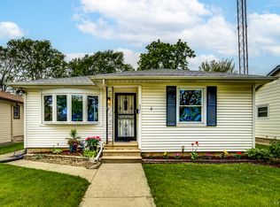 521 Cowles Ave, Joliet, IL 60435