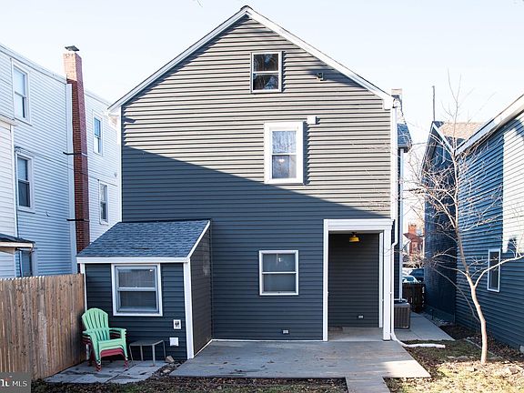 3rd image of 231 W Locust St