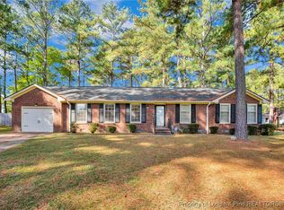 1601 Brisby Ct, Fayetteville, NC 28303