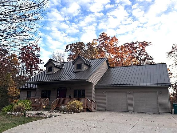 Husky Stand. Seam Metal Roof