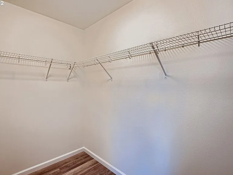 1437 NE 82nd Dr — Photo 12