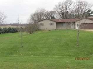 E7473 Getter Rd, Viroqua, WI 54665