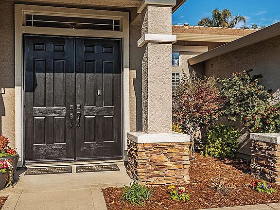 5th image of 1556 Northpark Dr