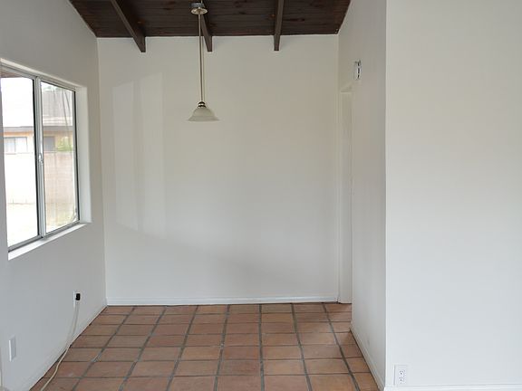 5th image of 7112 Independence Ave