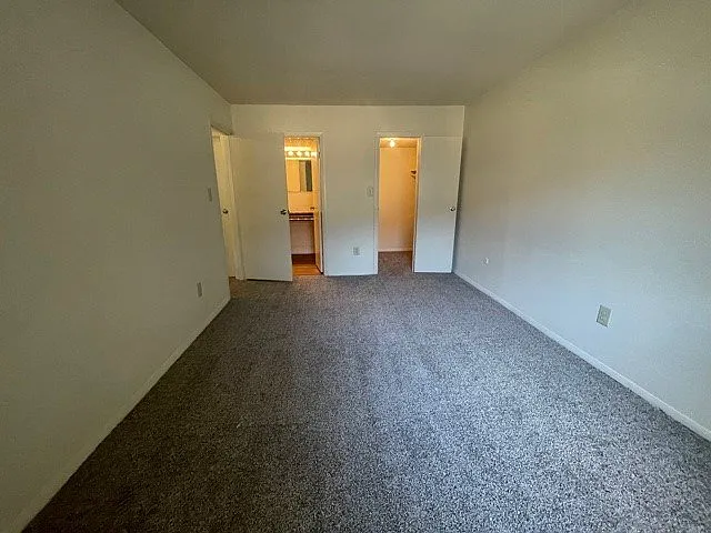 Autumn Ridge Apartments — Photo 130