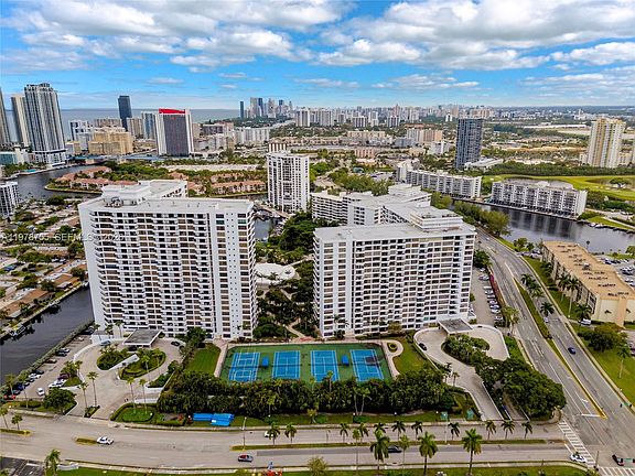 3rd image of 600 Three Islands Blvd APT 612