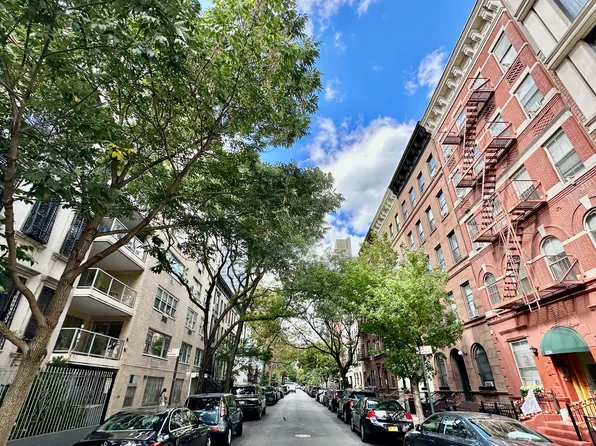 501 East 87th Street image 13 of 17