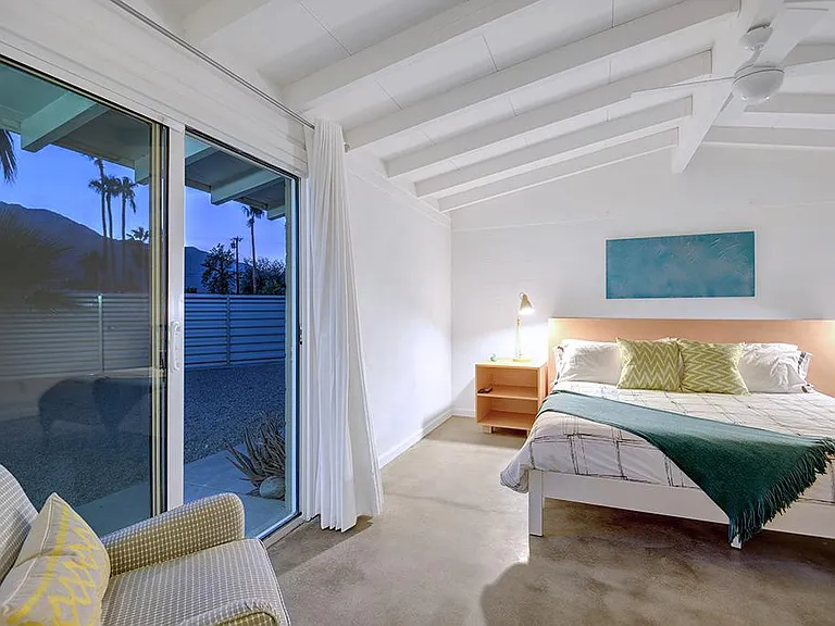 2290 N Cerritos Rd — Photo 15