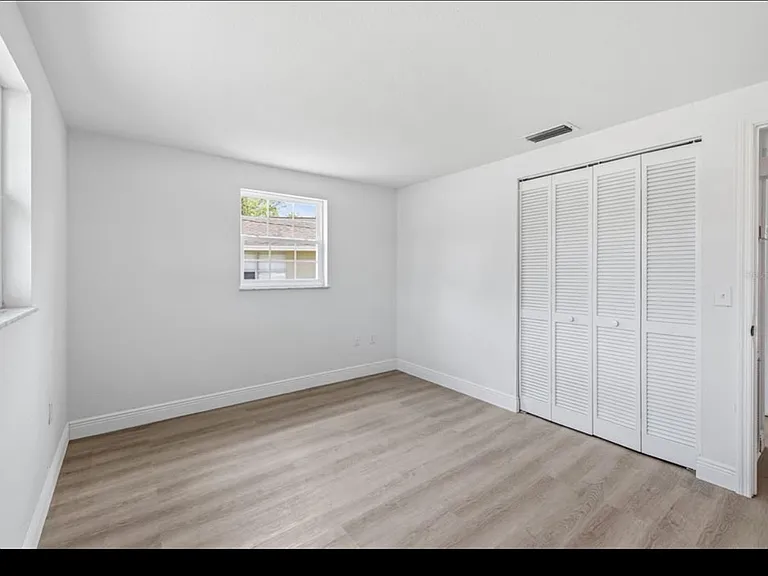 39252 Heights Ave — Photo 9