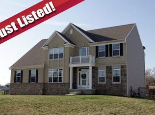 729 Farmhouse Rd, Mickleton, NJ 08056