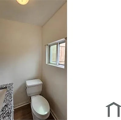 2239 Prout St SE — Photo 7