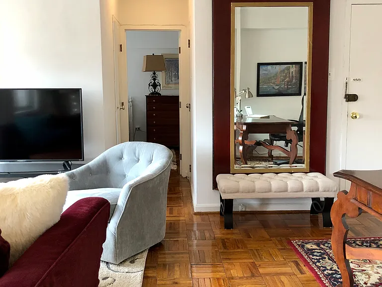 Staged 770 sq ft One Bedroom Apt.