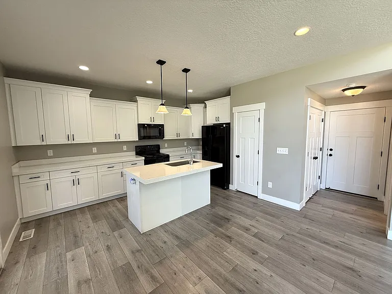 2774 W Lacewood Dr — Photo 10