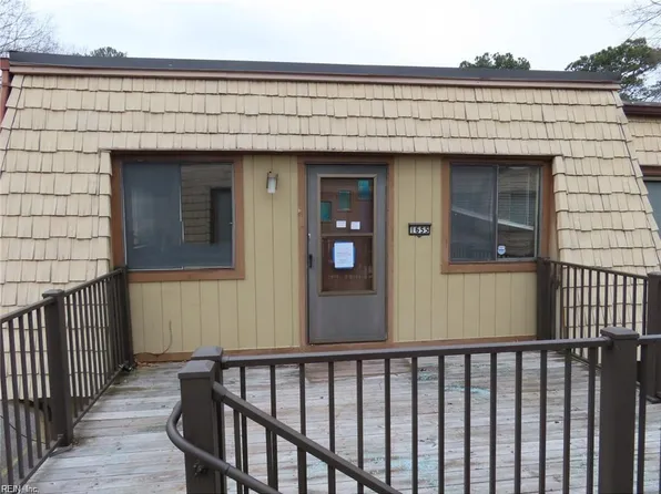 1655 Monterry Pl, Newport News, VA 23608