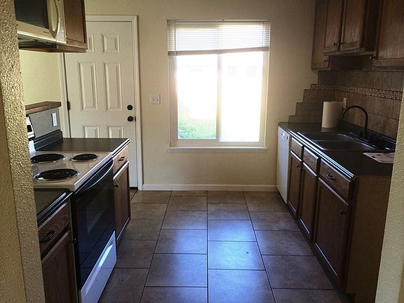 1672 Tehama Ave_Small4_03302015