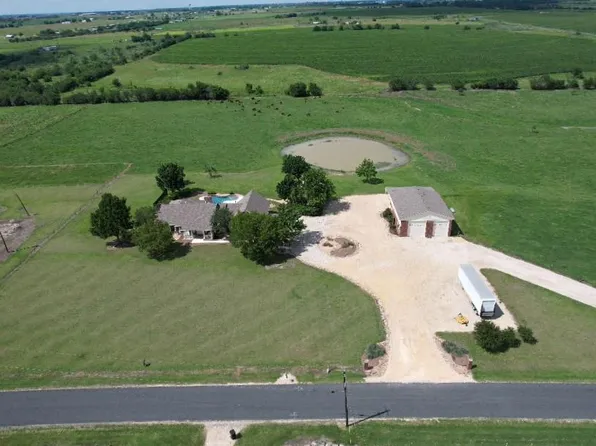 651 County Road 497, Taylor, TX 76574