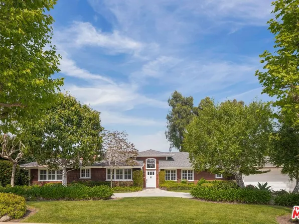 1180 Napoli Dr, Pacific Palisades, CA 90272