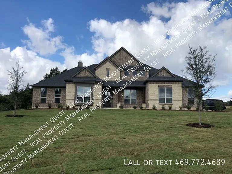 2341 Christine Ln — Photo 14
