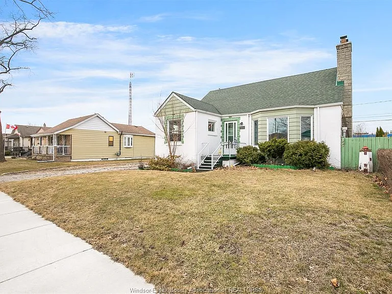 2653 Alexis Rd #UPPER — Photo 2