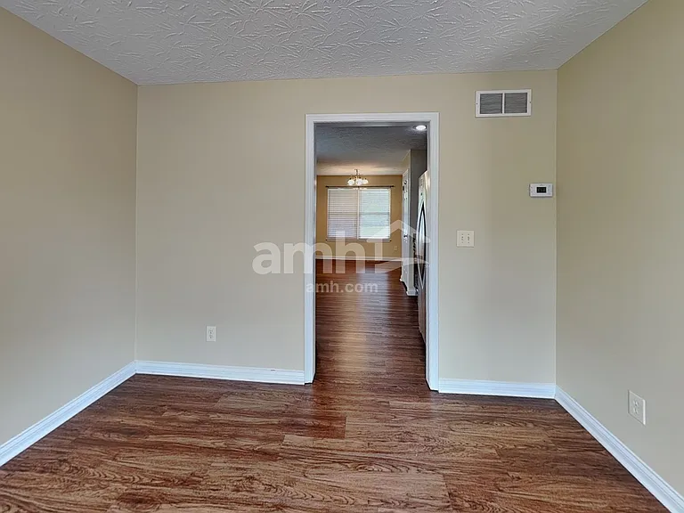 2251 Custer Ln — Photo 6