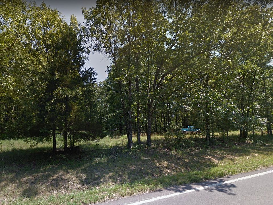 2nd image of 16 Devanna Dr