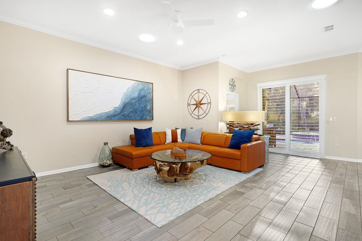 next background image