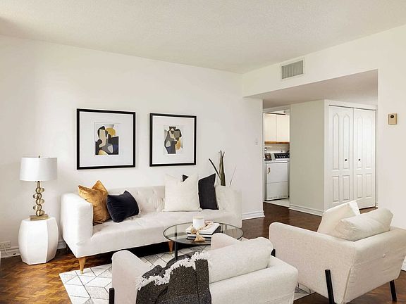 3rd image of 30 Glen Elm Ave #305