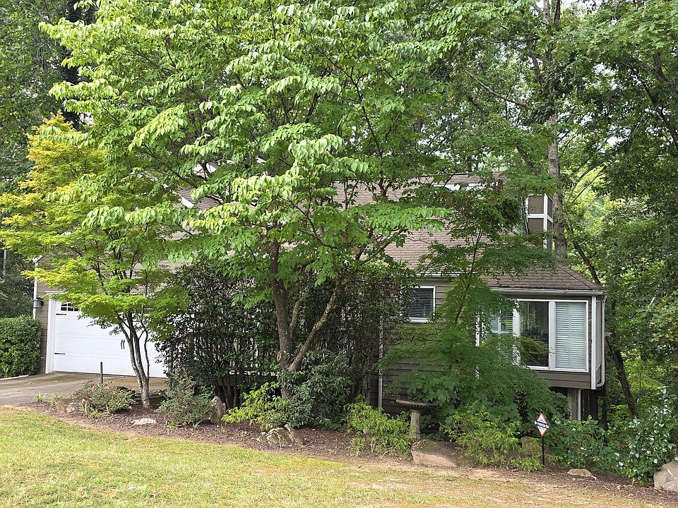 1st image of 2659 Spring Rock Way NE
