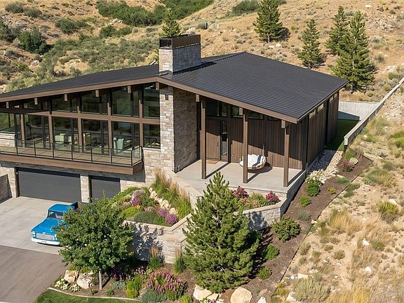 3rd image of 854 Shelton Road