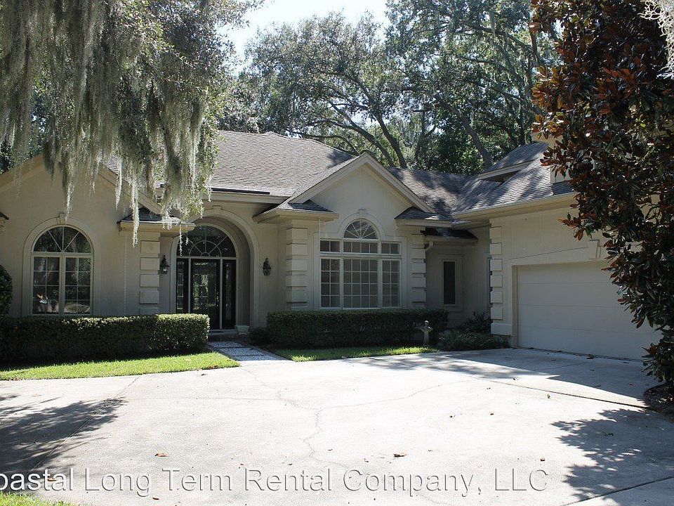 1st image of 17 Santa Maria Dr