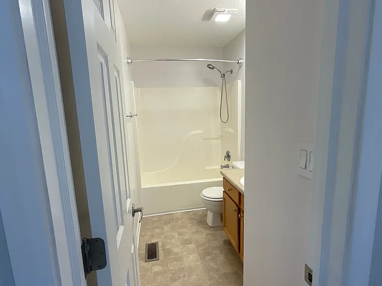 6635 W Odessa Way — Photo 16