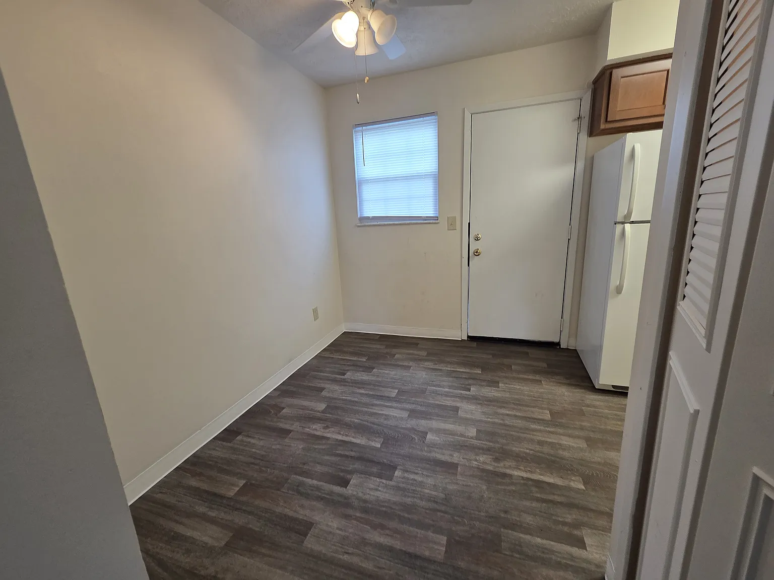 2 bed, 960 sqft, $1,050 — Photo 4