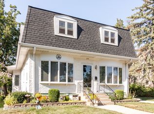 326 7th St, Downers Grove, IL 60515