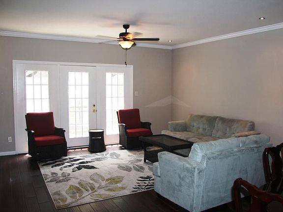 5th image of 250 Wilcrest Dr #250