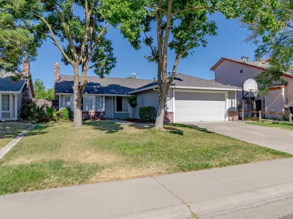 4831 Taylor St, Sacramento, CA 95838