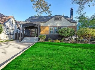 1045 35th St, Sacramento, CA 95816