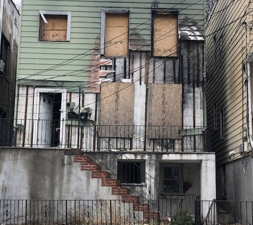1st image of 153 Brighton Ave