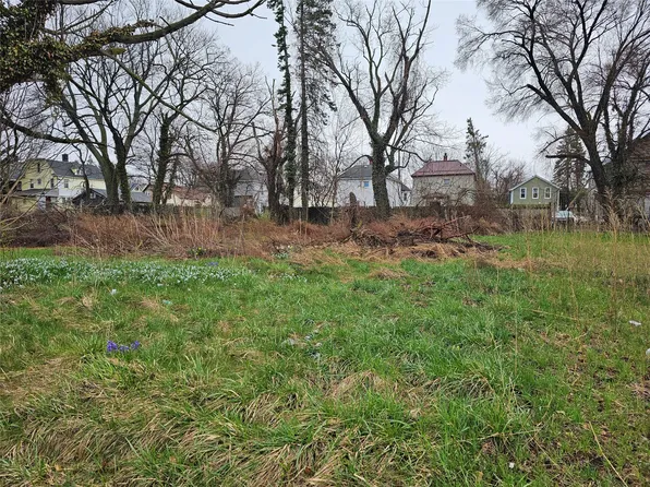 1231 Buffalo Rd, Erie, PA 16503