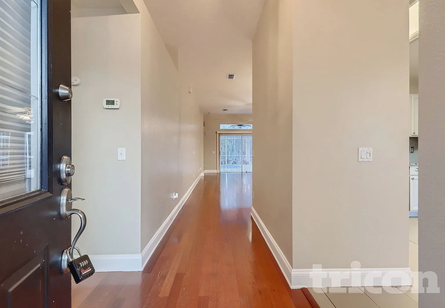 9926 Bridgeton Dr Tampa FL — Photo 2