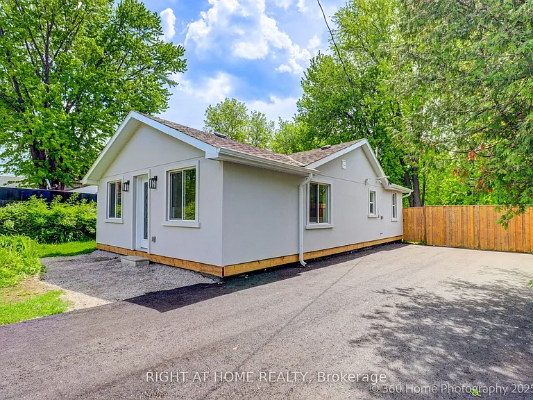 321 Tampa Dr — Photo 21